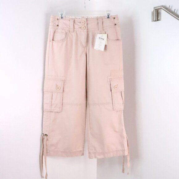 NWD New CAbi Carol Anderson Women's 2 Beige Cotton Cargo Cropped Capri Pants - Picture 1 of 10